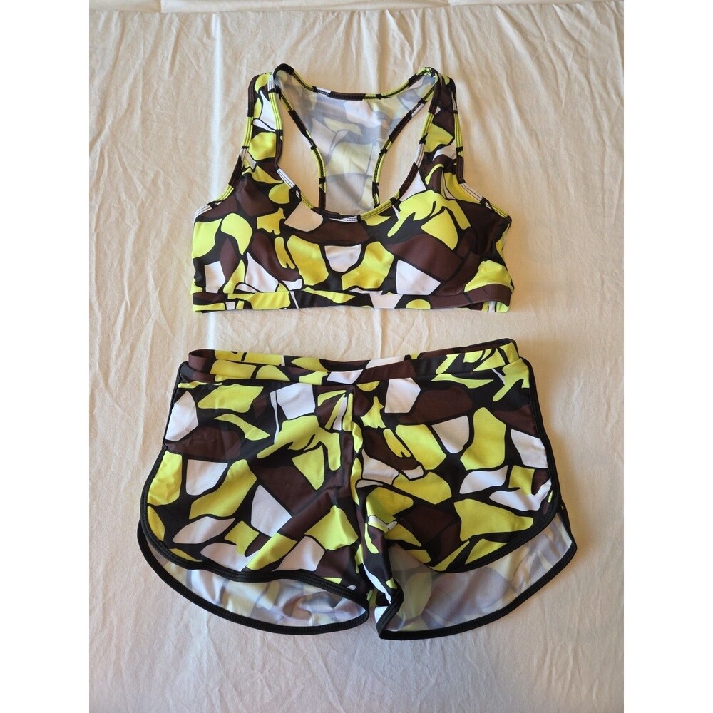New Never Used Women's Turtle Print Bikini Top With Shorts Size L